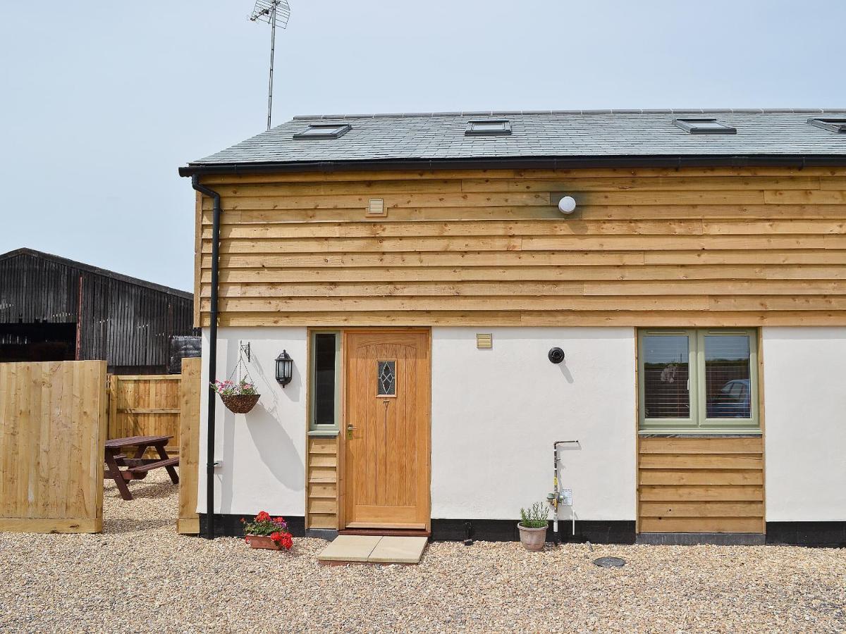 The Hayloft - 28836 Villa รอยัล วูตัน บาสเซ็ตต์ ภายนอก รูปภาพ